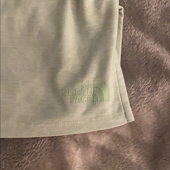 North face hoodie - Picture 3 of 3